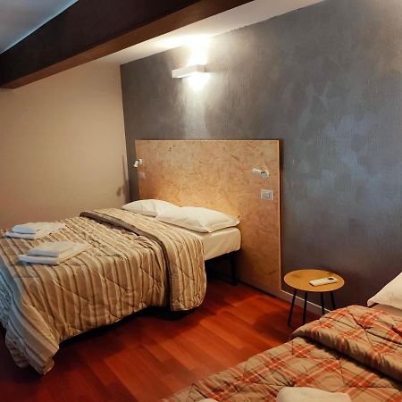 Apartment Stazione Бергамо Екстериор снимка