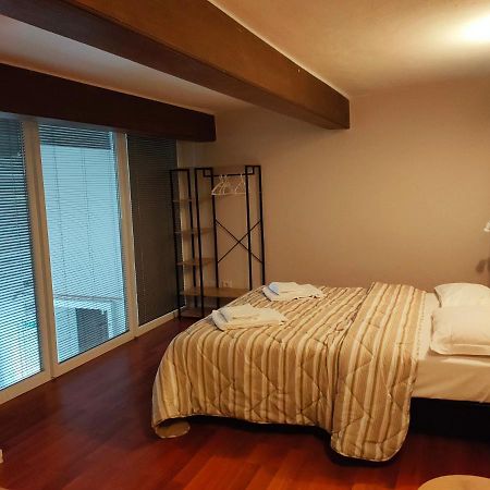 Apartment Stazione Бергамо Екстериор снимка
